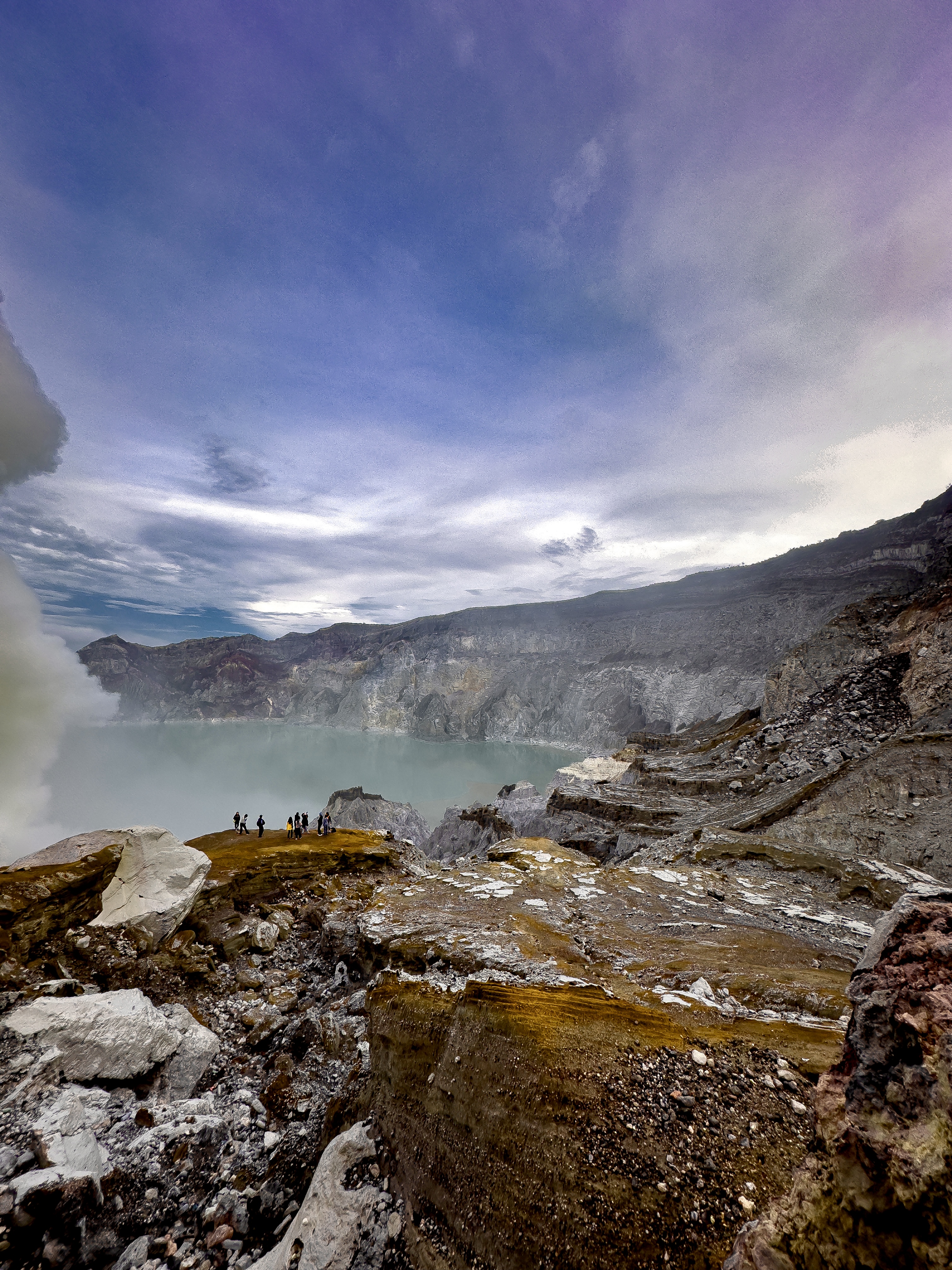 Cratera do Ijen na Indonésia